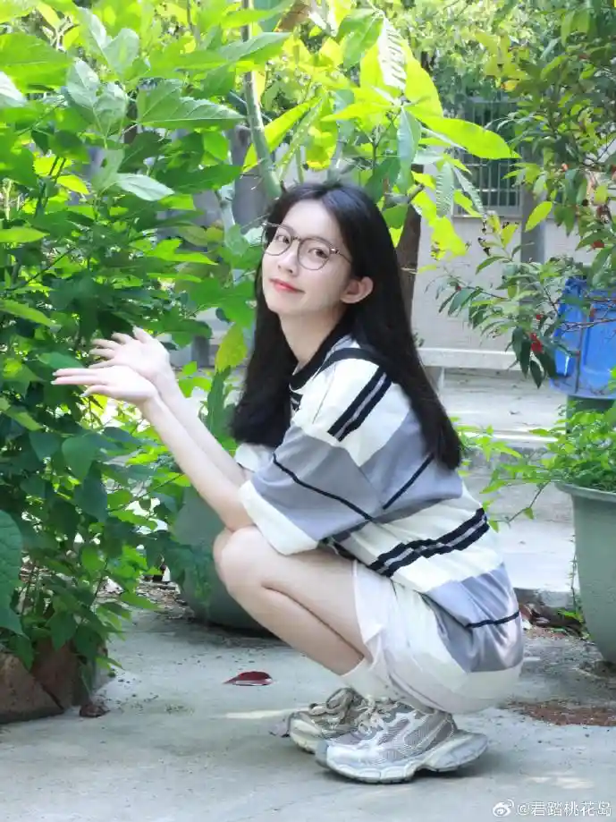 微头条下载界面数据分析